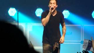 Simple Plan - This Song Saved My Life [London]