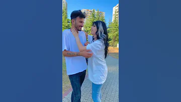 احلى مقاطع مسلم وشيرين انا بحبك غلاظتها تجنن لايك واشتراك فضلآ 