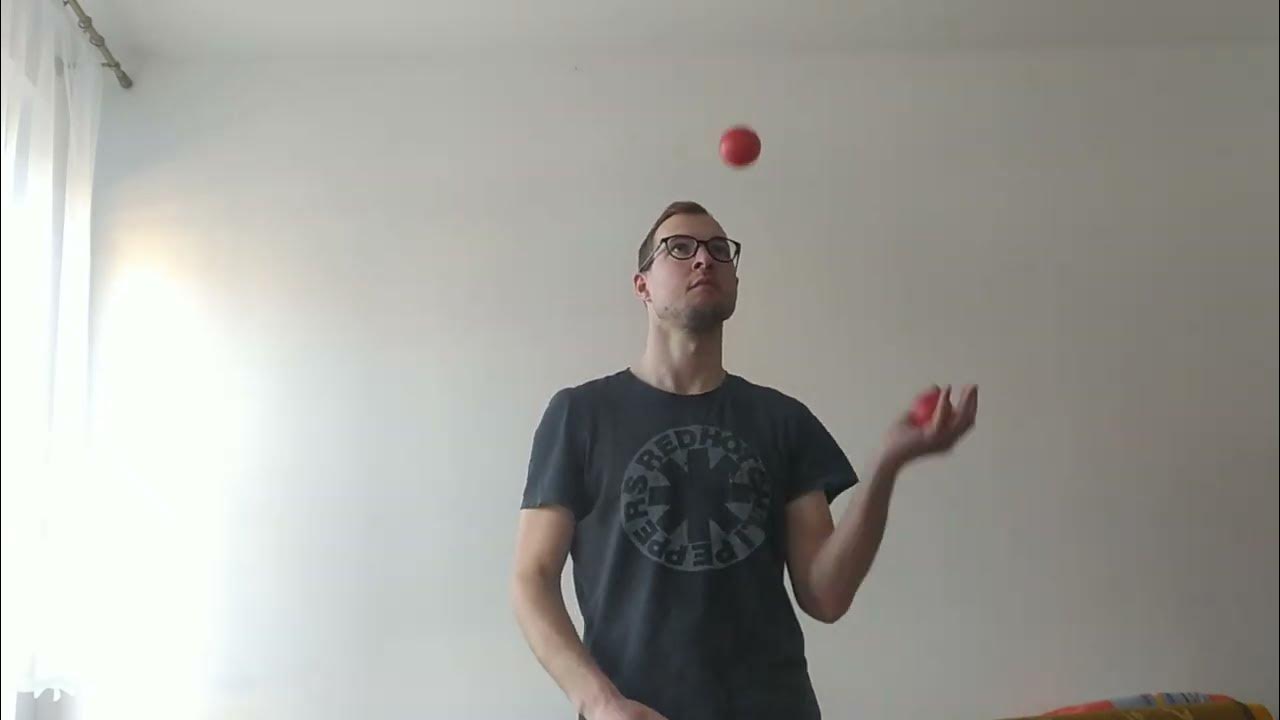 learn fast how to juggling 4 balls YouTube
