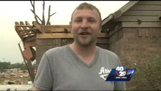 Superman statue found amongst tornado debris becomes symbol of hope Superman statue found amongst tornado debris becomes symbol of hope