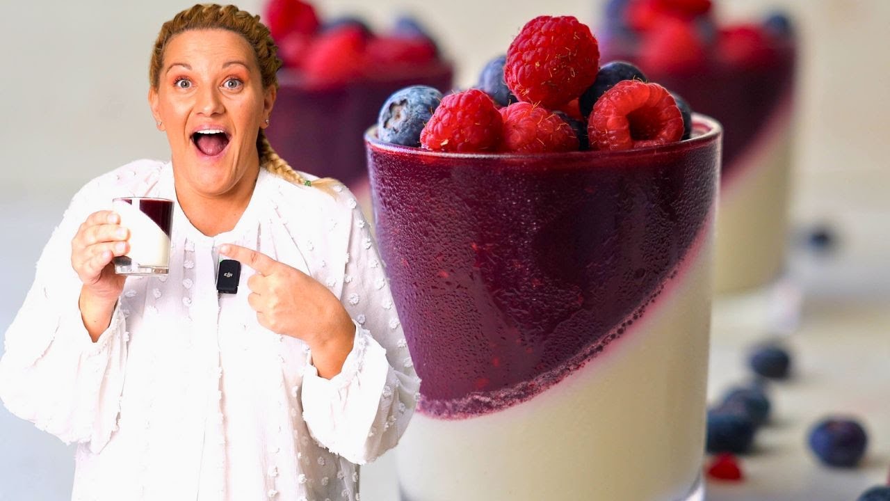 Открийте тайната на наклонената чаша! Изкусителен Крем Панакота с Горски Плодове и ...