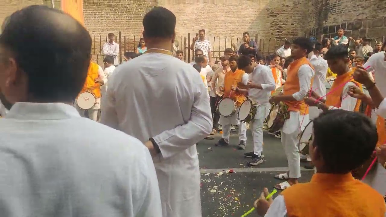 Nadhbramh dhol tasha pathak 