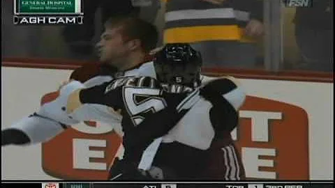 Engelland KO's Pyatt [12-20-10]