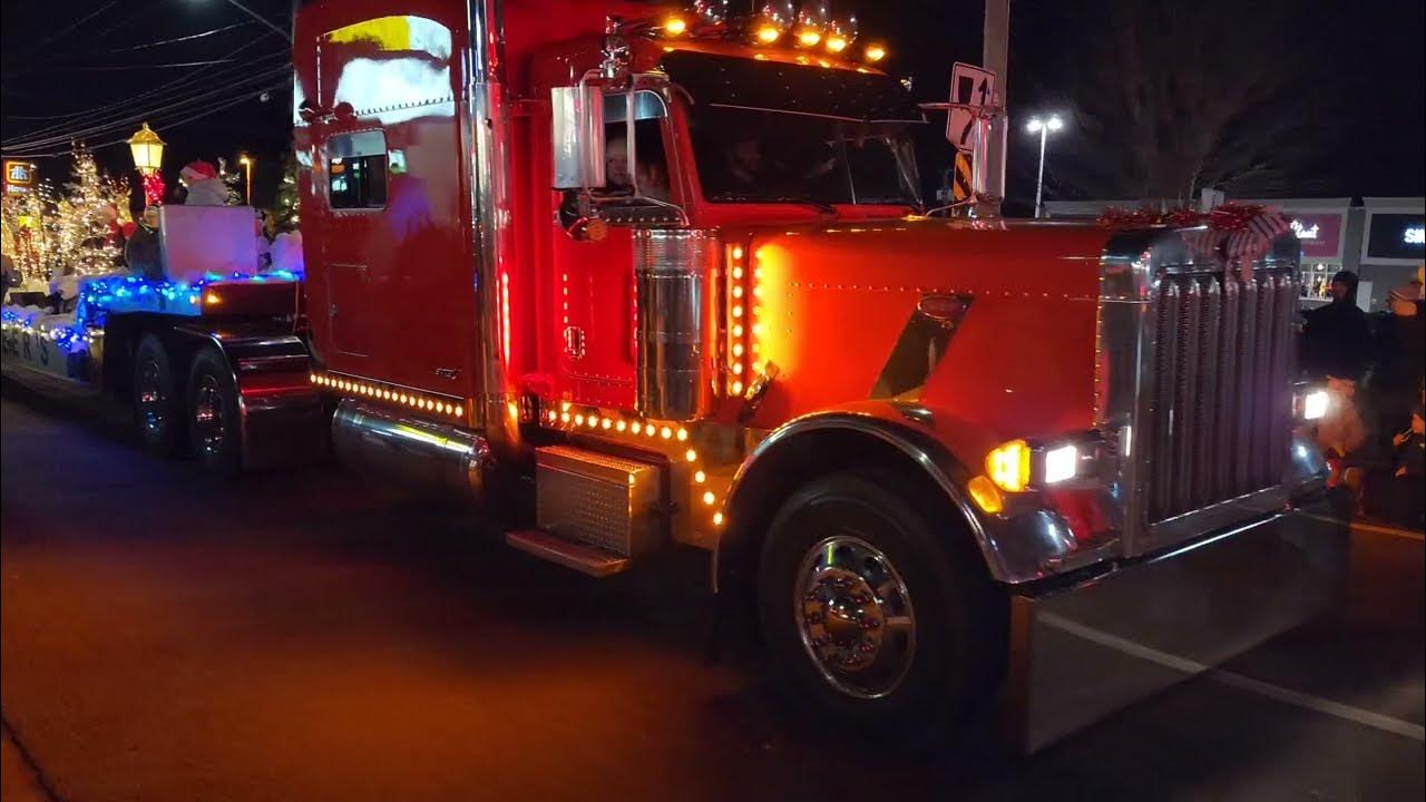 The CHRISTMAS SANTA CLAUS PARADE in Fredericton, New Brunswick! YouTube The CHRISTMAS SANTA CLAUS PARADE in Fredericton, New Brunswick! YouTube
