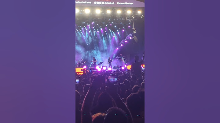 Melek Mosso | Yarım Kalan Sigara | İstanbulfest 2022 #melekmosso