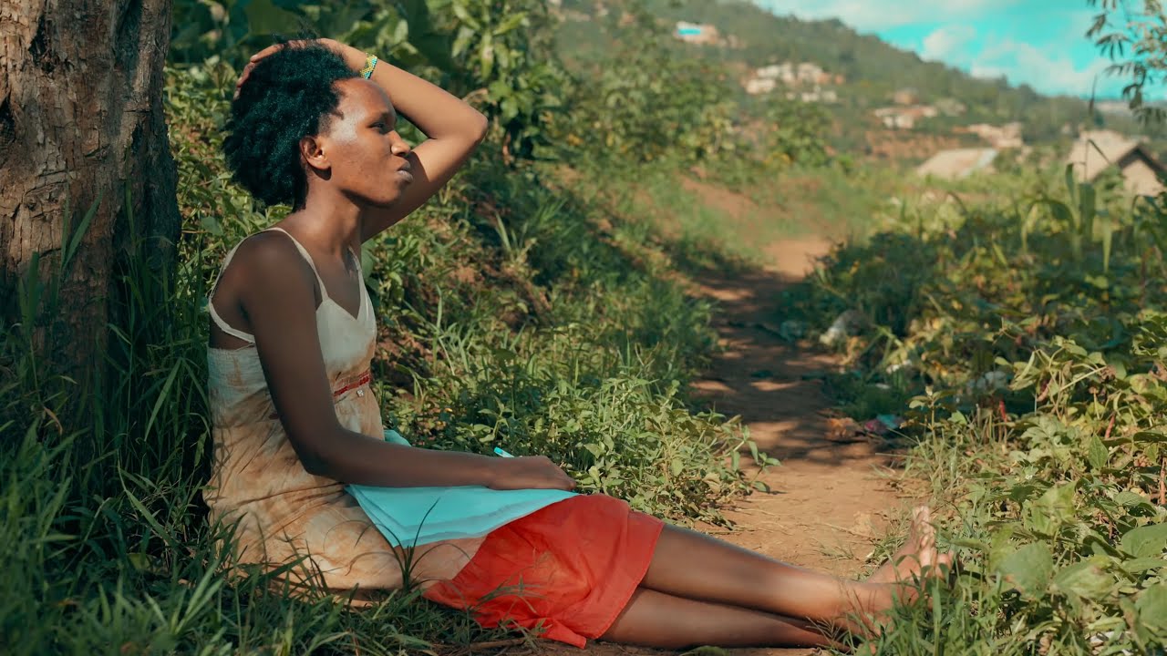 DATA NZIRIKI_ By Umurizabageni NADIA_(Official Video 4K_2025) Igisigo