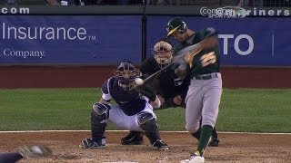 OAK@SEA: Young plates two runs with a single