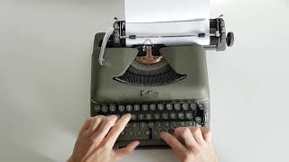 Tony's Typewriters - Erika model 10