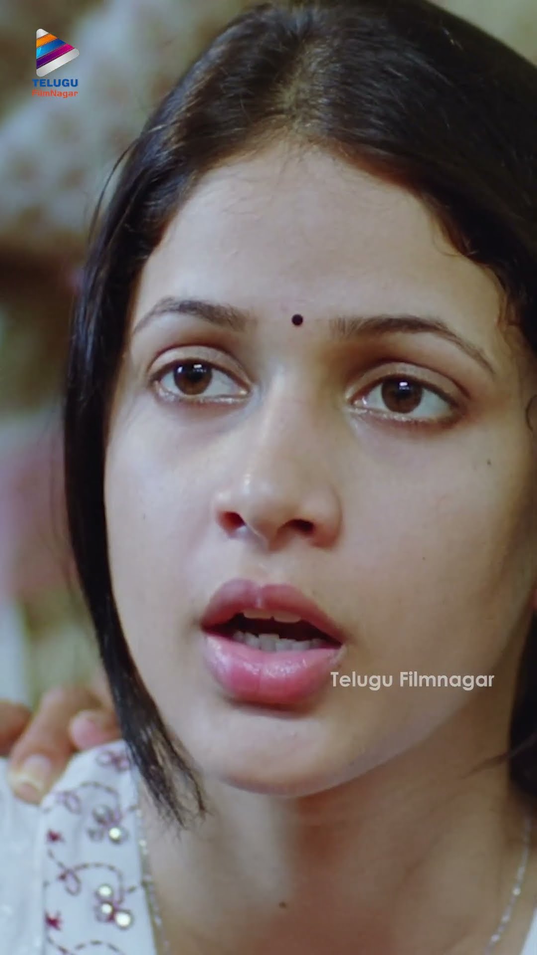 అందరి ముందు ముద్దు పెట్టుకుంటావా? ? | #NaveenChandra | #LavanyaTripathi | #AndalaRakshasi | #Shorts