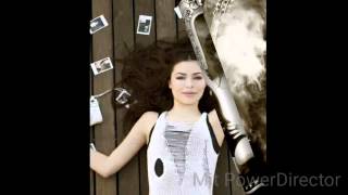 Miranda Cosgrove