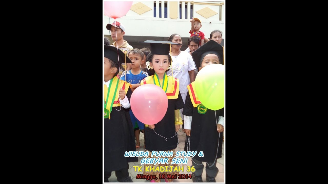 Prosesi Wisuda TK KHADIJAH 36 Genteng 2014 (180514) Bagian 2