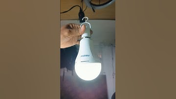 Rechargeable emergency bulb