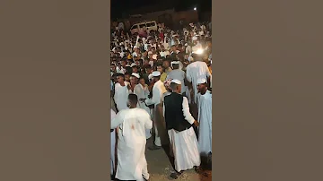 الاف الجماهير في انتظار بدا حفل الفنان ابوالقاسم ود دوبا 