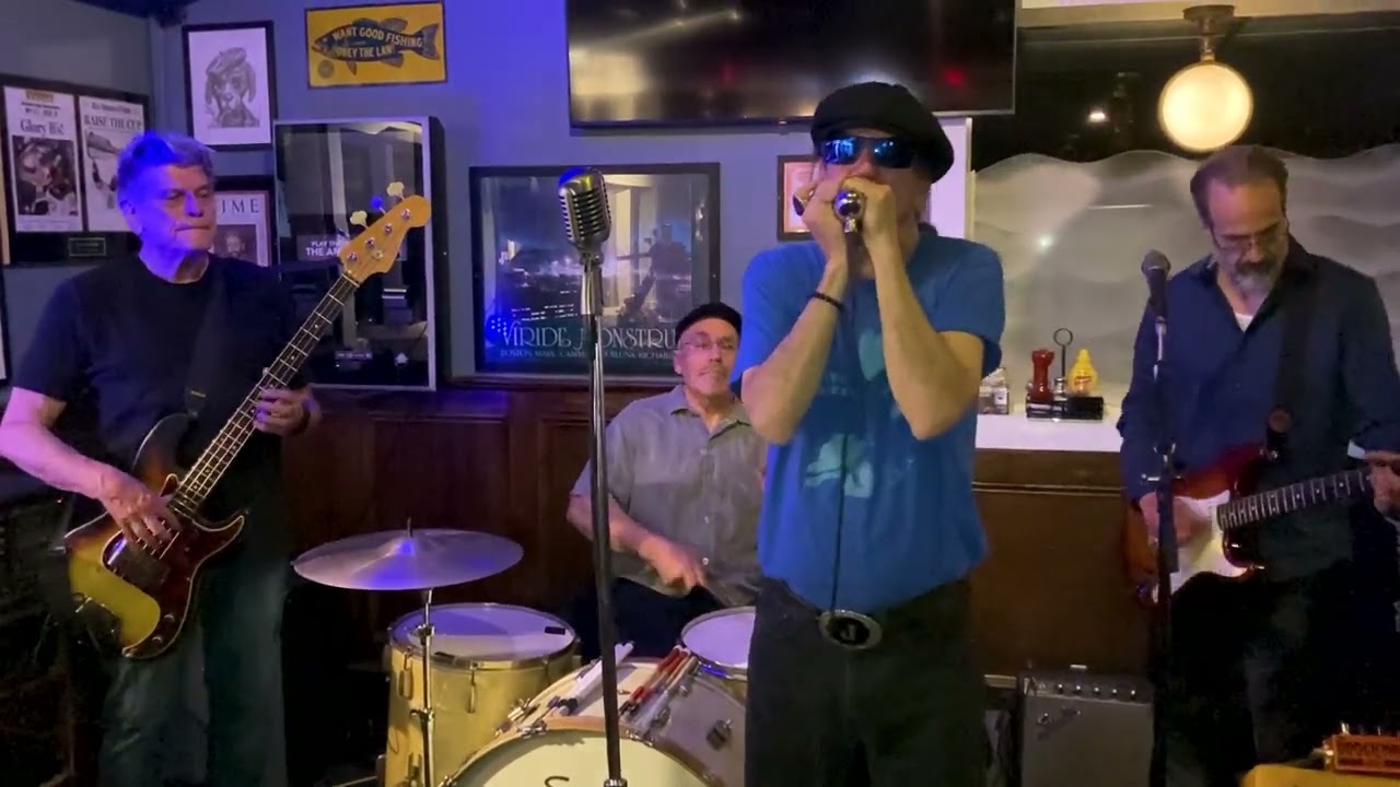 Shake Dancer ~ Jukin' J & The Rockers @ Lost Dog Pub