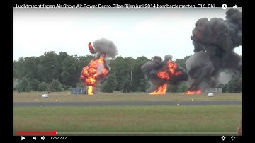 Luchtmachtdagen 2014: Massive Attack F-16 Fighters Dropping many Bombs on Air Show