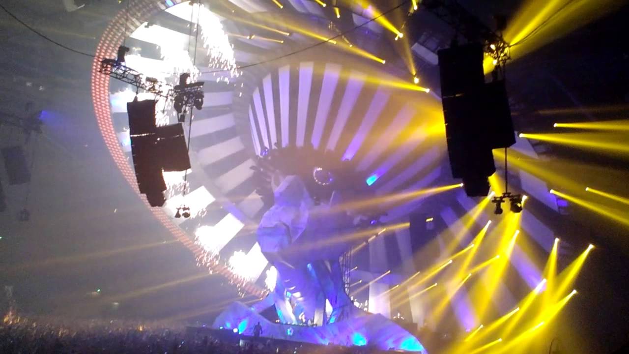 NOISECONTROLLERS @ Qlimax 2014 - Intro