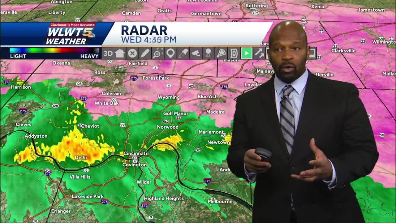 Tracking freezing rain then chance for thunderstorms - YouTube