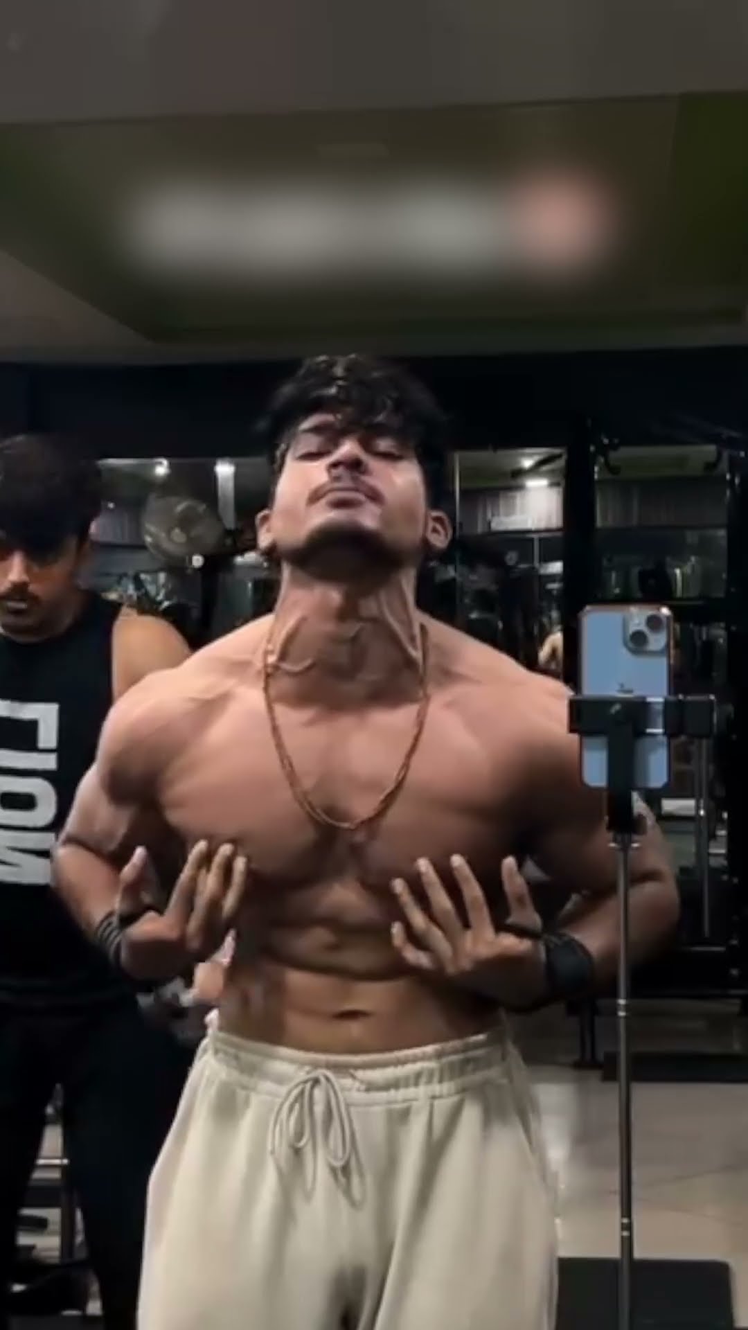 Flexing !! ??