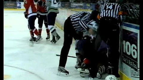 Cason Machacek vs Craig Leverton Nov 9, 2011