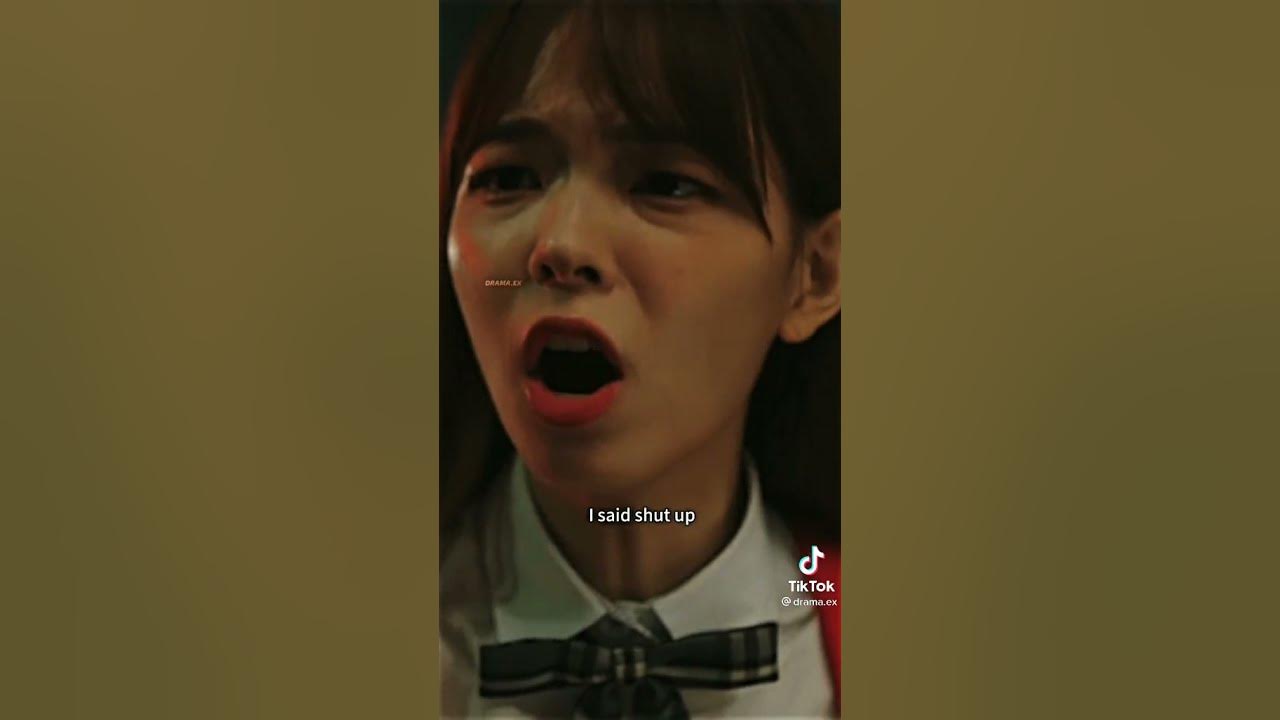 в. старший стажер. стажер фильм постер. взрослый стажер дорама поцелуй. старший стажер.