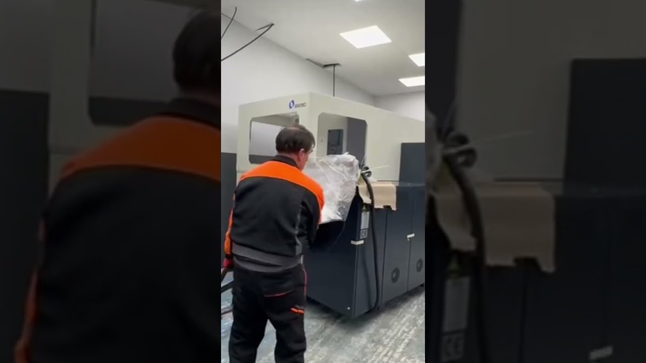 Throwback To When Our Makino U3i Wire EDM Machine Was Delivered 