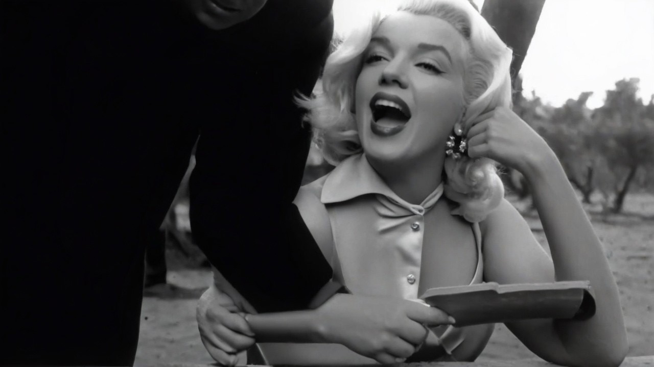 Мэрилин Монро в фильме «Ночь живых мертвецов» (1968). Подкаст — Мэрилин против зомби.