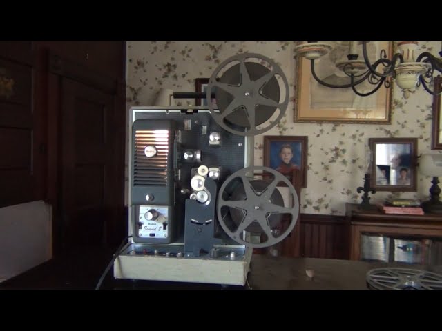 Standard (Old) 8mm Movie Projector with Sound - Demo 