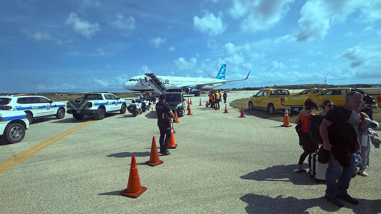 Flight from Boston at center of security situation in Aruba