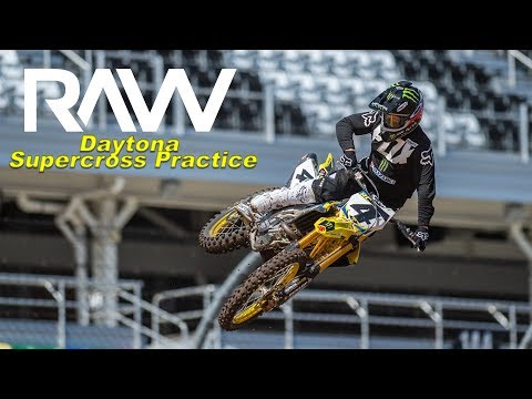 2019 Daytona Supercross RAW practice - Motocross Action Magazine