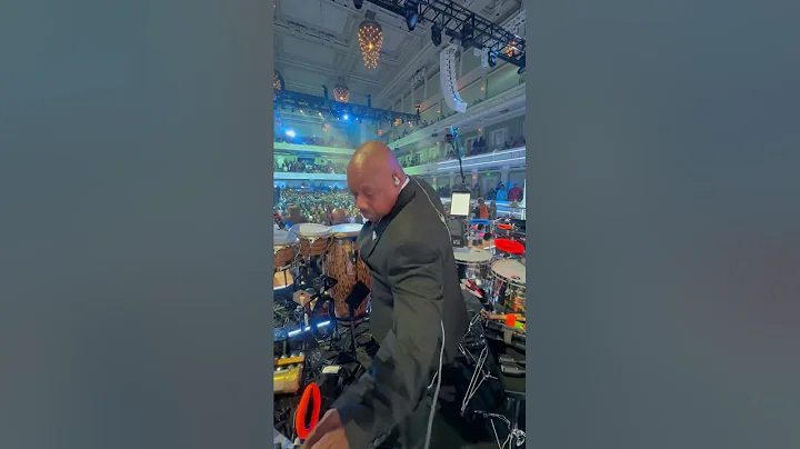 Stacey Lamont w/ @BebeWinansChannel @ @CeCeWinansOfficial on  40th Stellar Awards; “Addictive Love”!