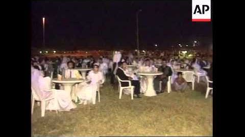 Iraq - 153 couples marry in mass wedding