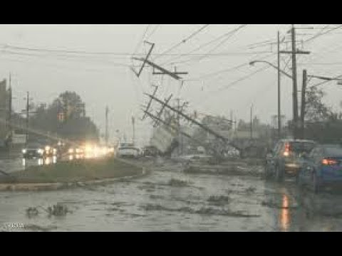 A strong, severe and crazy storm hits South Africa (Nampula region)