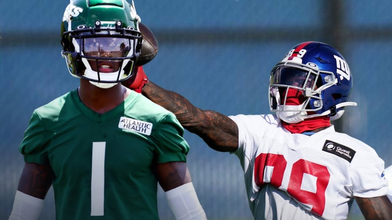 Giants' Kadarius Toney sports 'Suicide Squad' visor in practice