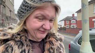 Child Exploitation! Poppadoms! Lost Shoes! | Reselling Is A THRILL RIDE!