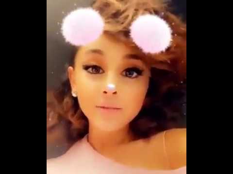 Ariana Grande S Natural Hair Short Curly Via Instagram Stories