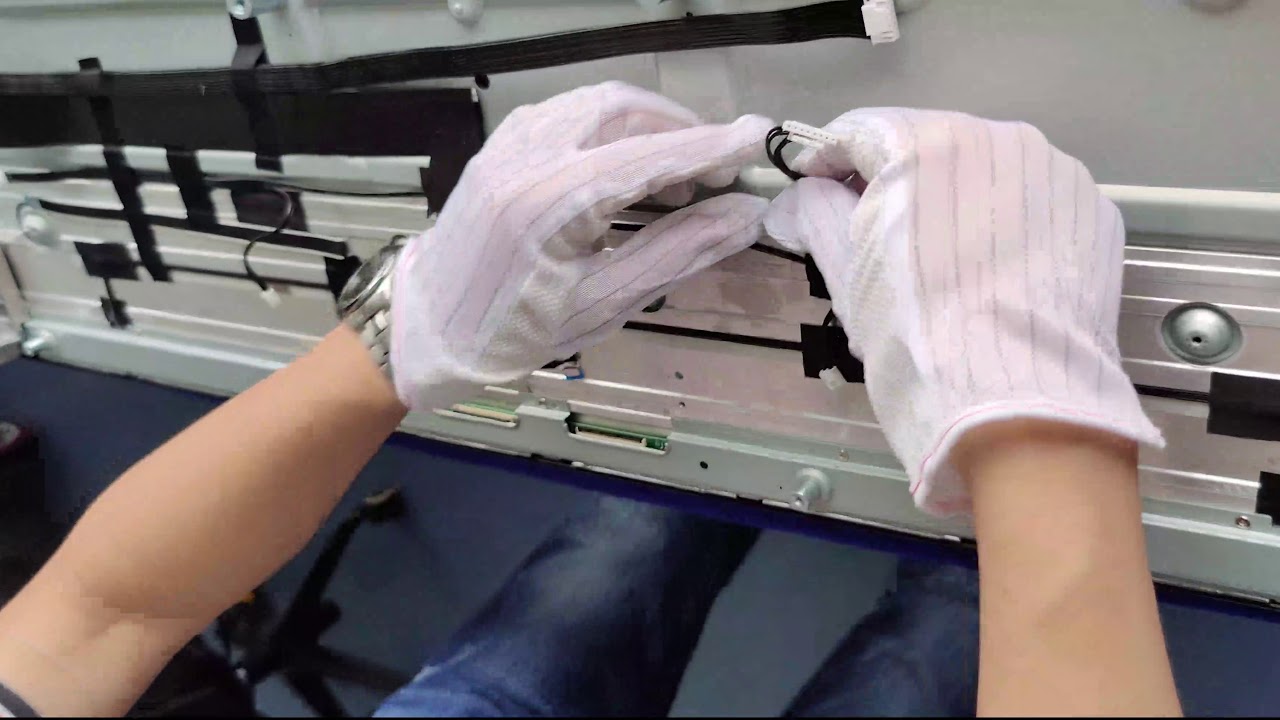 55'' OnePlus TV Disassembly And Assembly Guidance Video