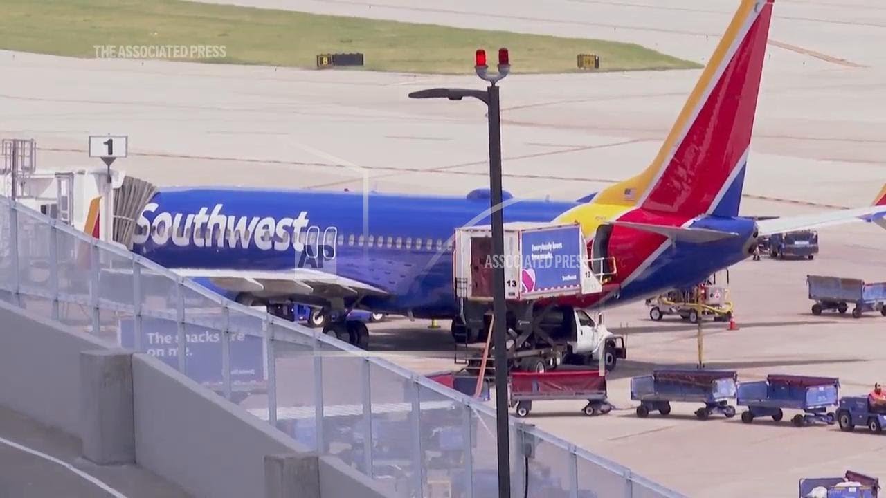 Southwest Airlines says it will introduce assigned seats and premium perks in 2026