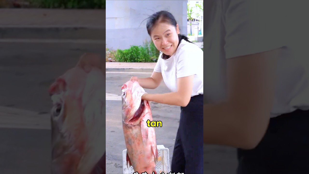 ¡Esta niña es más educada que su madre! ¡Ponle un like!
