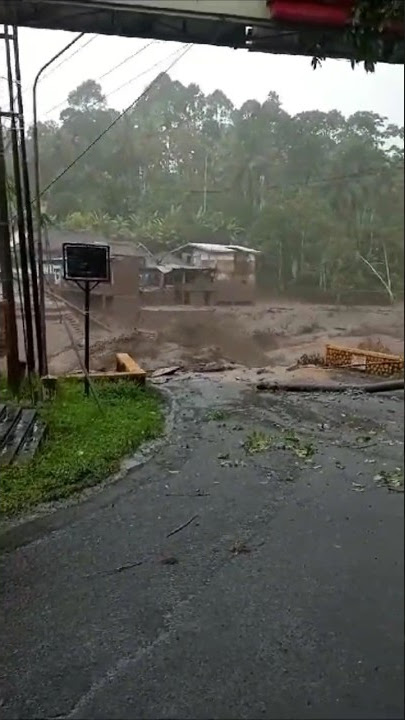 banjir mengerikan