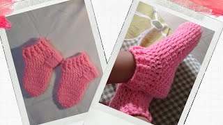 Crochet baby socks from newborn to 2 years old. #crochetsocks #crochetbabybooties