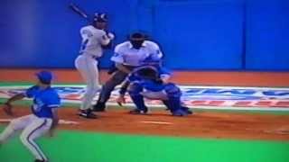 Ken Griffey, Jr. Bomb Over Hard Rock Cafe Skydome!