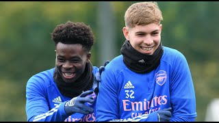 🤣  'Who's in goal for them?! Neuer?!' | Bukayo Saka & Emile Smith Rowe | UnClassic Commentary
