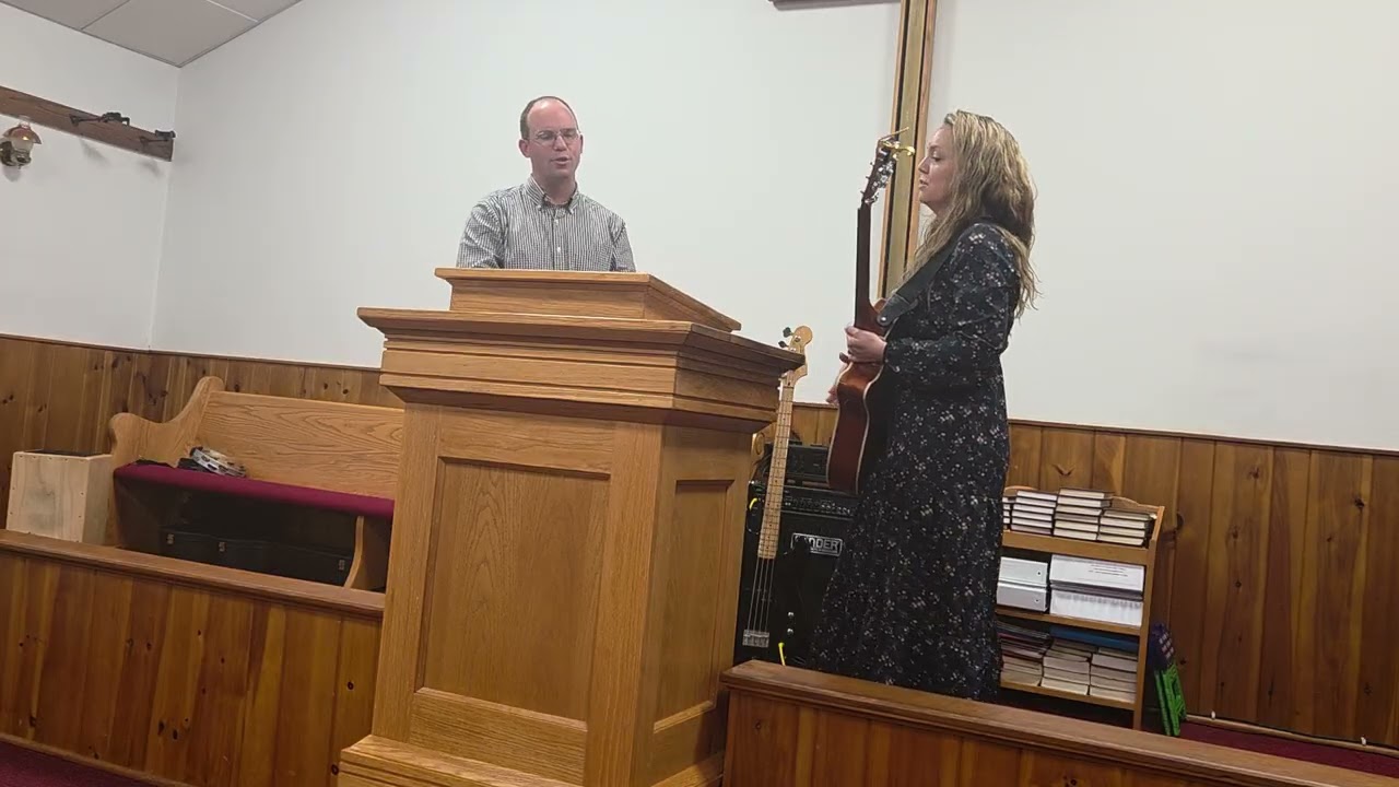 Shawn and Jessica singing Wednesday night 1-7