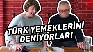 İTALYA'DAN GELEN AİLEMLE TÜRK YEMEKLERİNİ DENİYOLAR