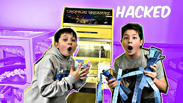 COIN PUSHER MACHINE HACK! (USING A TAPE MEASURE)