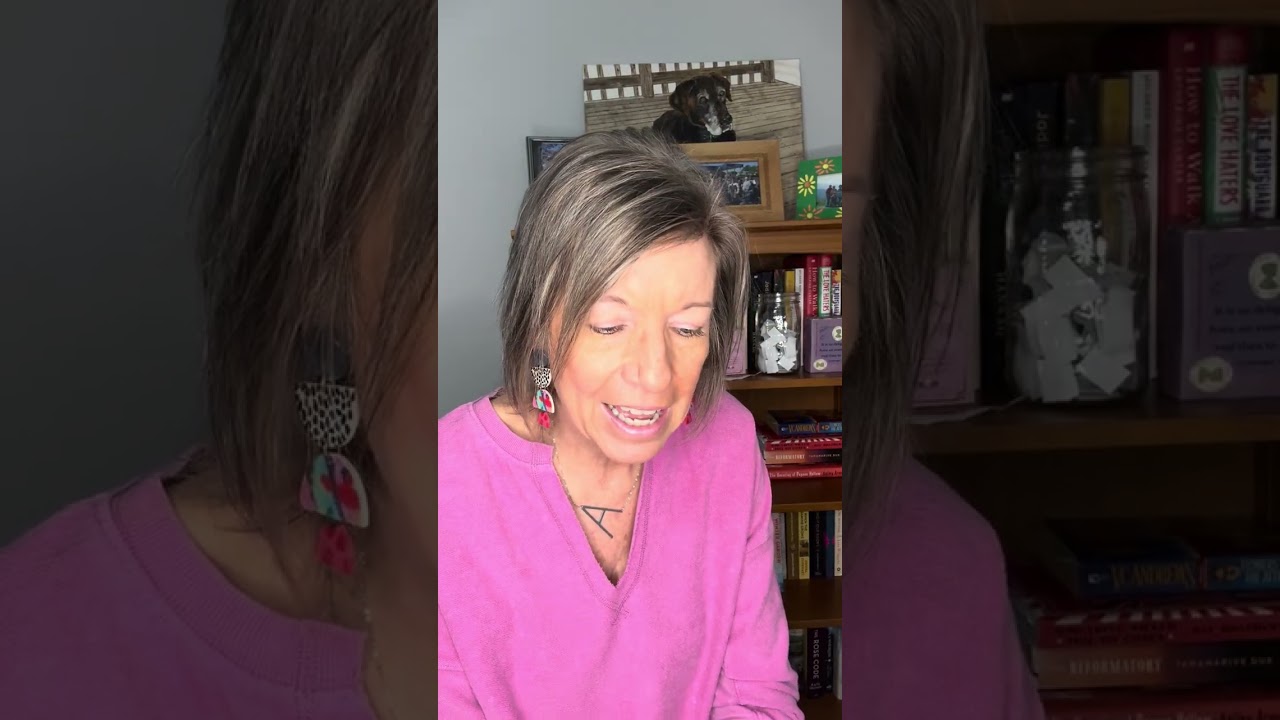 📚Book Review of The Story Collector by Evie Woods📚