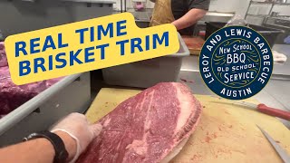 Real Time Brisket Trim with LeRoy and Lewis
Remember to Like this video and Subscribe to our Youtube Channel!
Original publish date: 4/9/23.
Evan trims brisket with the boys on Monday.
Brand new videos every week:
patreon.com/leroyandlewis
Sauces, rubs, merch, menu, and more:
leroyandlewisbbq.com Real Time Brisket Trim with LeRoy and Lewis