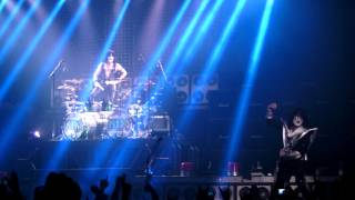 KISS - live at HMV FORUM - 4/07/12 - GUITAR AND DRUM OFF. HD