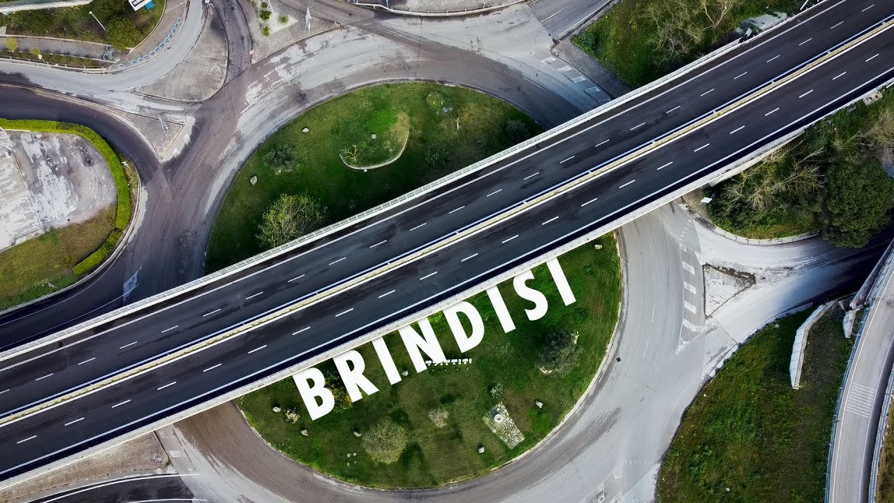 Brindisi città deserta