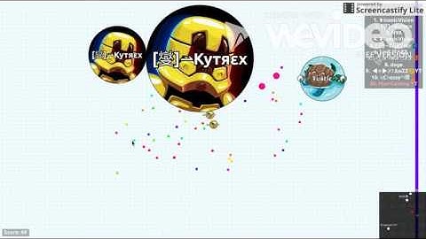 Agar.io teaming with a random person